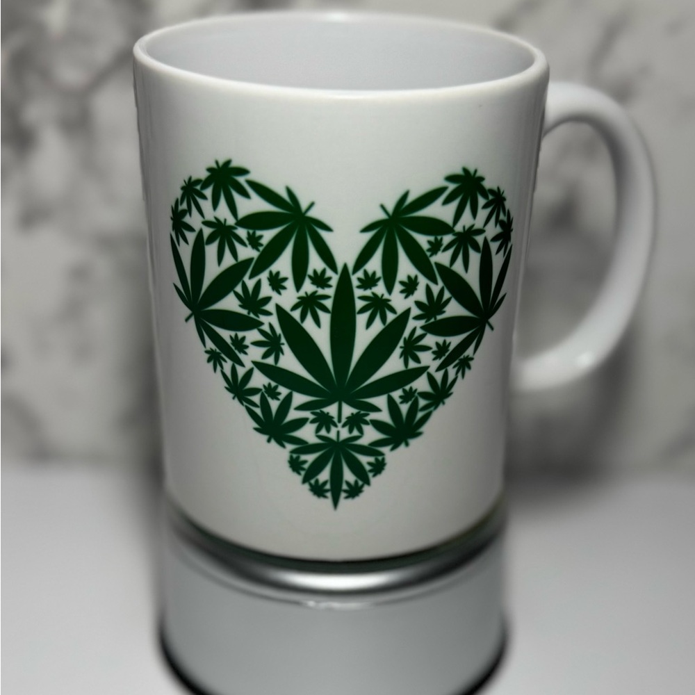 Heart Leaf Design Mug
